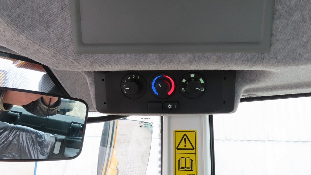 압축기 Volvo SD 135 B : 사진 17