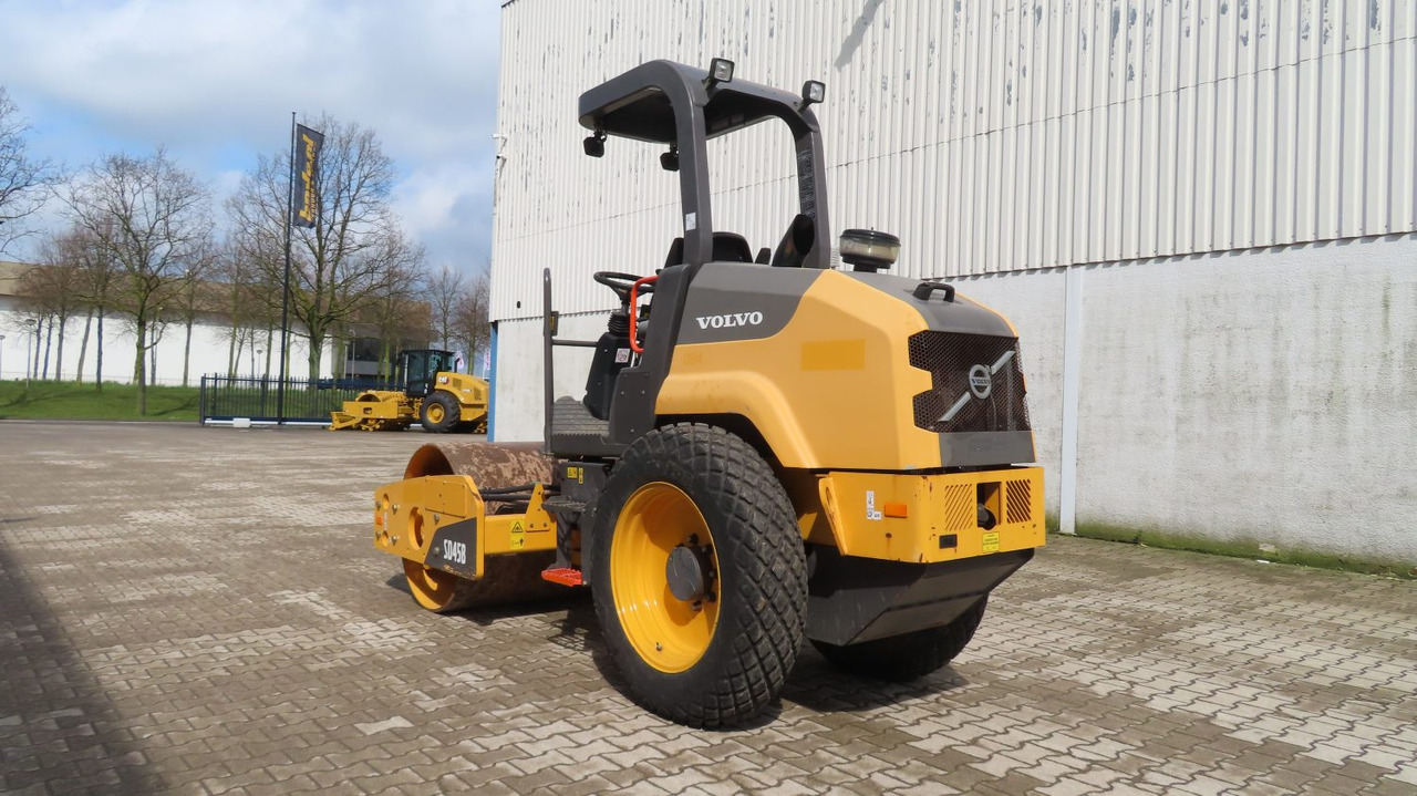 Volvo SD 45 B - 압축기 : 사진 4 Volvo SD 45 B - 압축기 : 사진 4