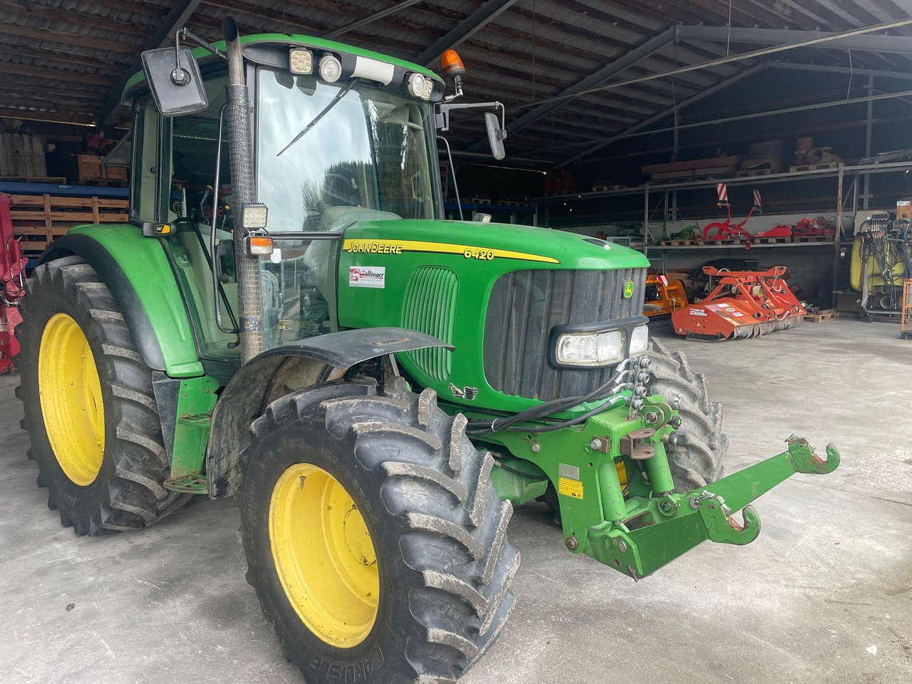 John Deere 6420 SE - 장궤형 트랙터 : 사진 3 John Deere 6420 SE - 장궤형 트랙터 : 사진 3