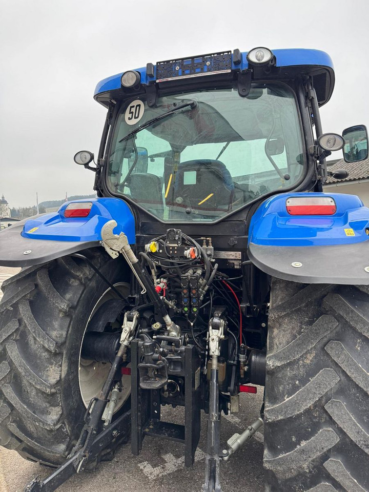 New Holland T6040 Elite - 장궤형 트랙터 : 사진 5 New Holland T6040 Elite - 장궤형 트랙터 : 사진 5