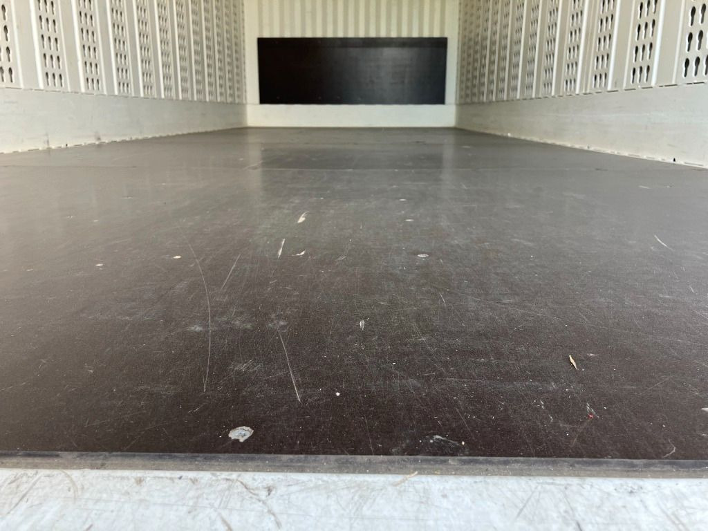 배송 컨테이너 Krone Wechselbrücke Koffer : 사진 15 배송 컨테이너 Krone Wechselbrücke Koffer : 사진 15