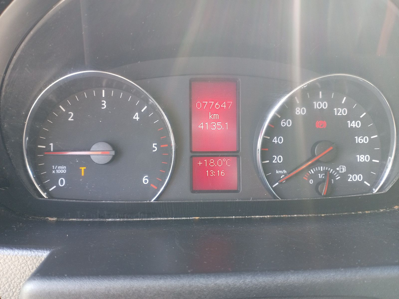 Volkswagen Crafter 50 Koffer 2.0 TDI LR 120 kW Diesel - 박스 밴 : 사진 4 Volkswagen Crafter 50 Koffer 2.0 TDI LR 120 kW Diesel - 박스 밴 : 사진 4