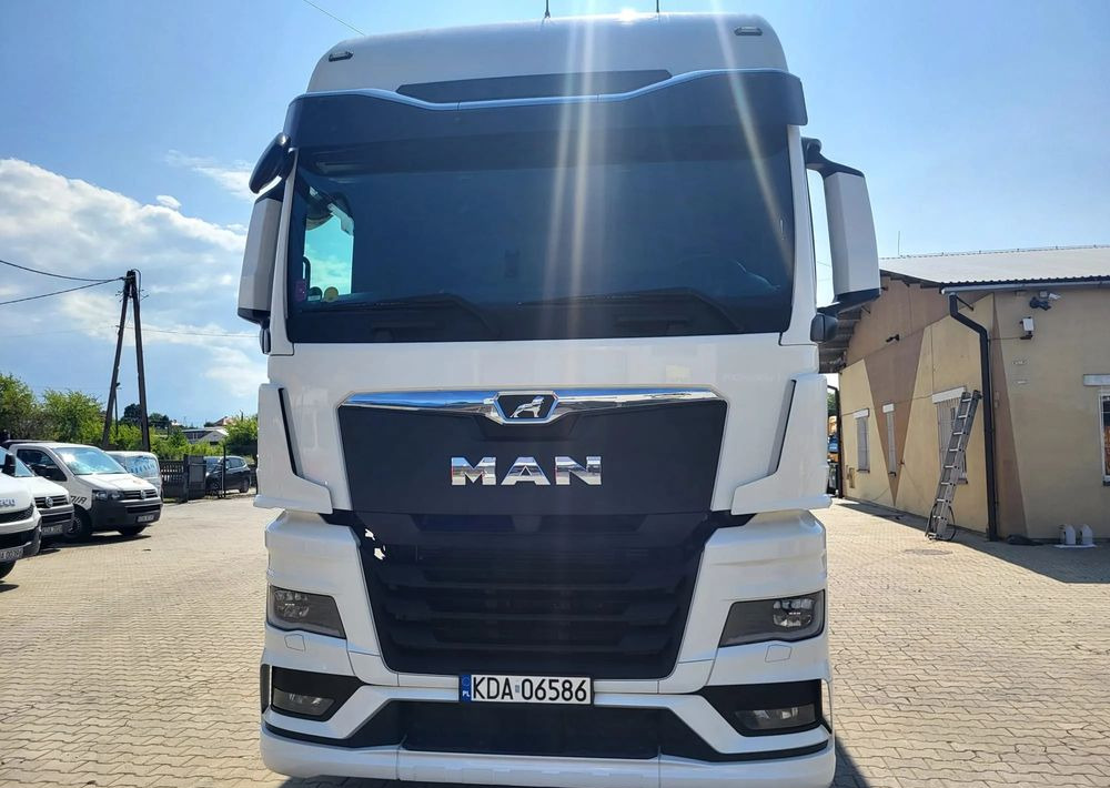 MAN TGX 18.470 - 트랙터 유닛 : 사진 3 MAN TGX 18.470 - 트랙터 유닛 : 사진 3
