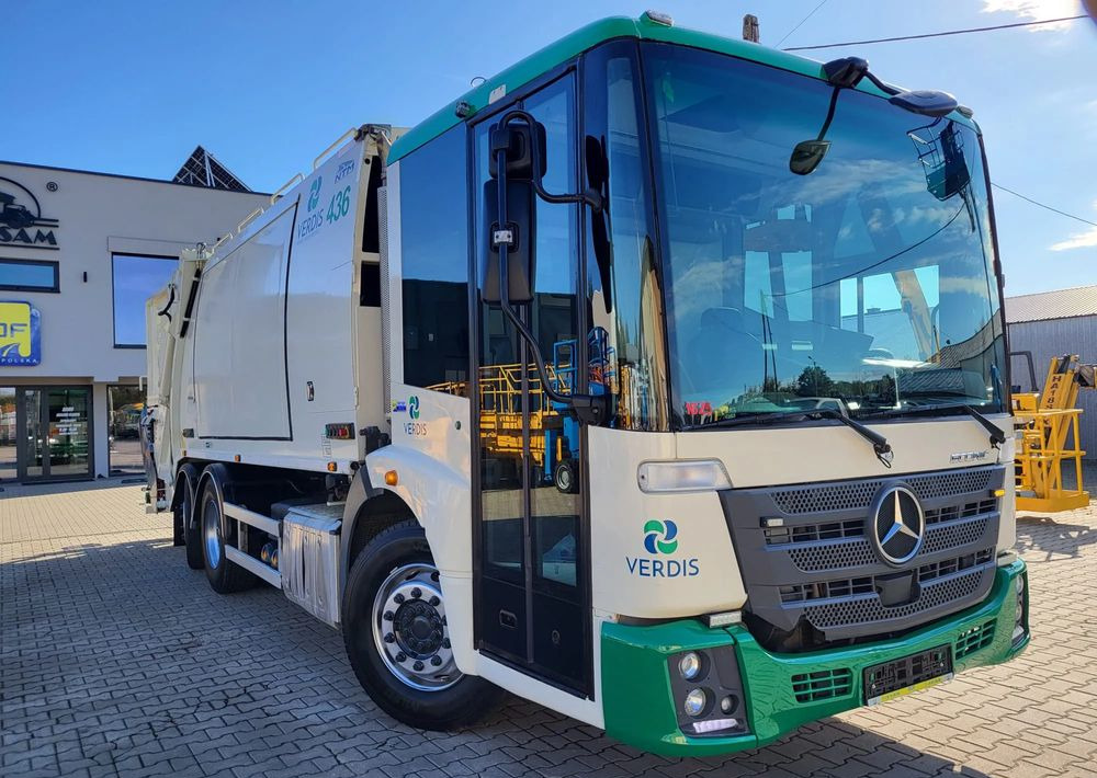 Mercedes-Benz ECONIC 2630 6X2 dwukomorowa two chamber - 쓰레기차 : 사진 1 Mercedes-Benz ECONIC 2630 6X2 dwukomorowa two chamber - 쓰레기차 : 사진 1