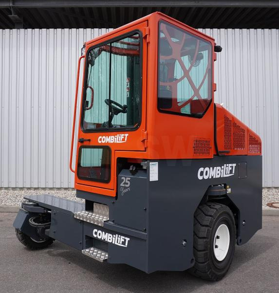Combilift C5000XL - 4방향 리치 트럭 : 사진 1 Combilift C5000XL - 4방향 리치 트럭 : 사진 1