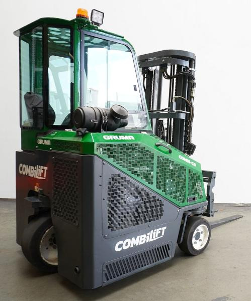 Combilift CB2500LPG - 4방향 리치 트럭 : 사진 2 Combilift CB2500LPG - 4방향 리치 트럭 : 사진 2