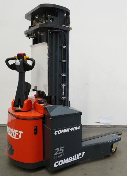 Combilift WR4 - 4방향 리치 트럭 : 사진 2 Combilift WR4 - 4방향 리치 트럭 : 사진 2