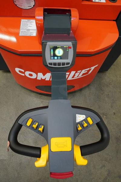Combilift WR4 - 4방향 리치 트럭 : 사진 4 Combilift WR4 - 4방향 리치 트럭 : 사진 4