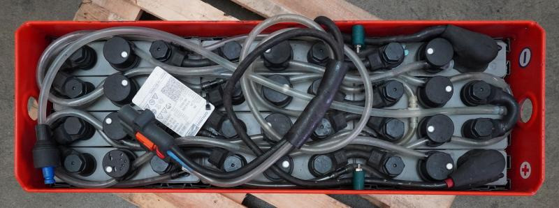 GRUMA 24 Volt 2 PzS 250 Ah - 배터리 : 사진 3 GRUMA 24 Volt 2 PzS 250 Ah - 배터리 : 사진 3
