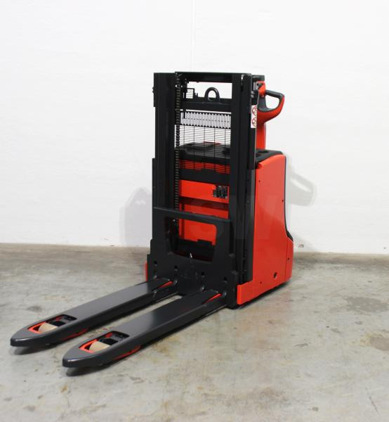 Linde D 08 1160-01 - 스태커 : 사진 2 Linde D 08 1160-01 - 스태커 : 사진 2