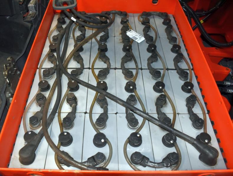 Linde E 18 PH EVO 386-02 - 전기 지게차 : 사진 5 Linde E 18 PH EVO 386-02 - 전기 지게차 : 사진 5