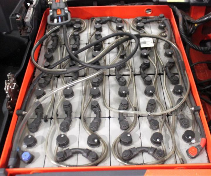 Linde E 18 PH EVO 386-02 - 전기 지게차 : 사진 5 Linde E 18 PH EVO 386-02 - 전기 지게차 : 사진 5