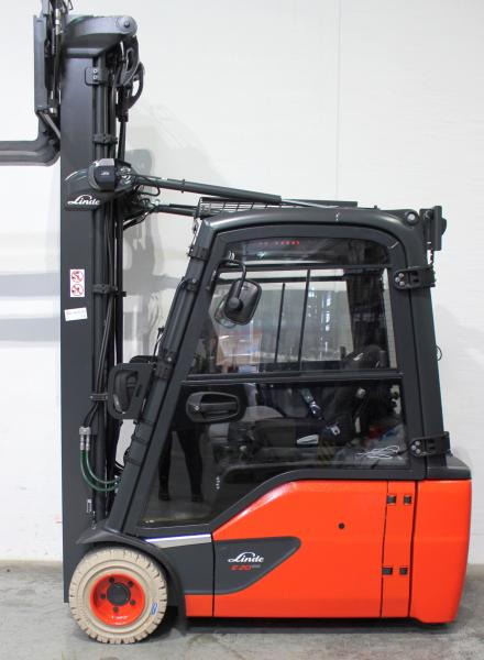 Linde E 20 L EVO 386-02 - 전기 지게차 : 사진 4 Linde E 20 L EVO 386-02 - 전기 지게차 : 사진 4