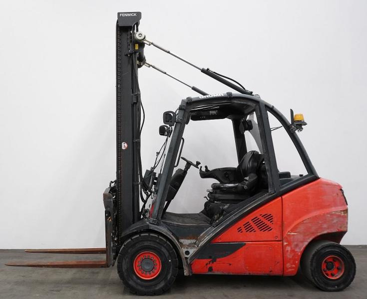 Linde H 35 D (3A) EVO 393-02 - 디젤 지게차 : 사진 4 Linde H 35 D (3A) EVO 393-02 - 디젤 지게차 : 사진 4