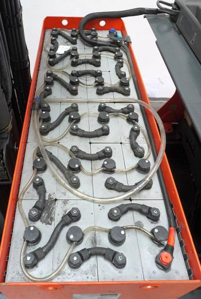 Linde R 25 1120 - 리치 트럭 : 사진 5 Linde R 25 1120 - 리치 트럭 : 사진 5