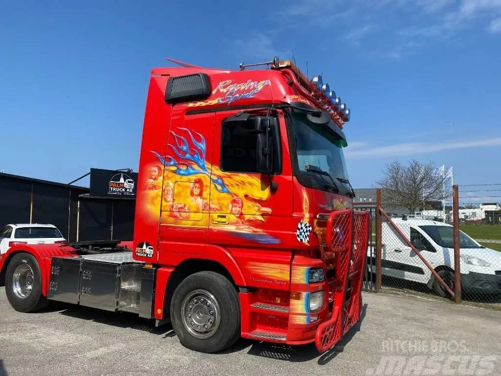 Mercedes-Benz 1846LS4X2 Serie 4759 - 트랙터 유닛 : 사진 2 Mercedes-Benz 1846LS4X2 Serie 4759 - 트랙터 유닛 : 사진 2