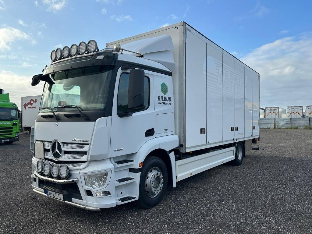 Mercedes-Benz ACTROS 1836 Euro 6 8468 - 박스 트럭 : 사진 2 Mercedes-Benz ACTROS 1836 Euro 6 8468 - 박스 트럭 : 사진 2