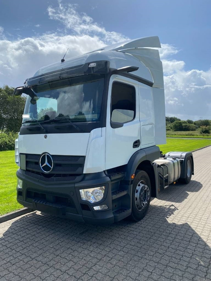 Mercedes-Benz Actros 1835 - 트랙터 유닛 : 사진 1 Mercedes-Benz Actros 1835 - 트랙터 유닛 : 사진 1