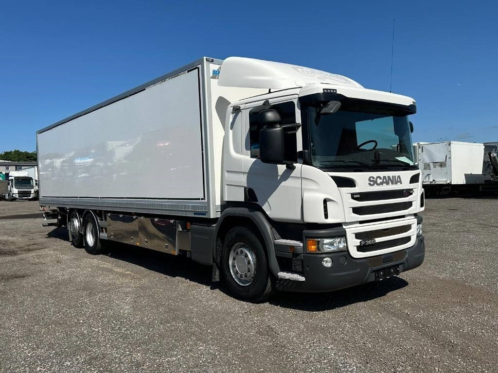 Scania P 360 - 박스 트럭 : 사진 2 Scania P 360 - 박스 트럭 : 사진 2