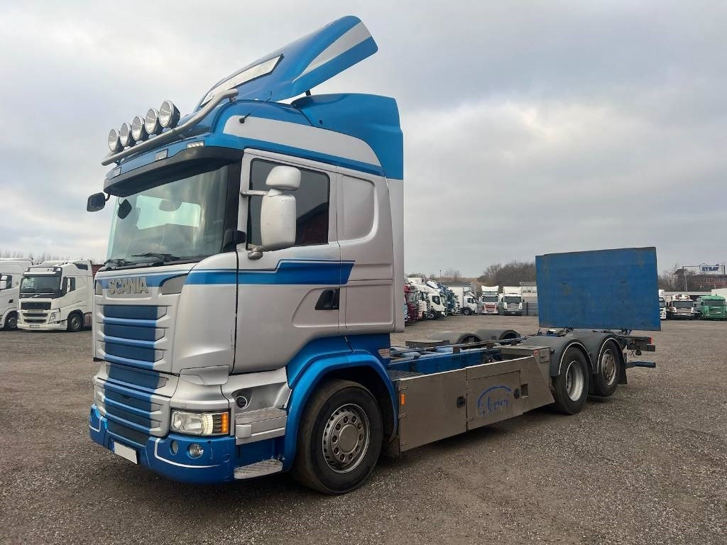 Scania R490 LB 6X2*4 MNB serie 0207 Euro 6 - 캡 새시 트럭 : 사진 1 Scania R490 LB 6X2*4 MNB serie 0207 Euro 6 - 캡 새시 트럭 : 사진 1