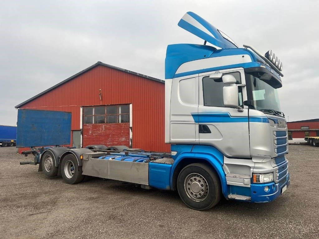 Scania R490 LB 6X2*4 MNB serie 0207 Euro 6 - 캡 새시 트럭 : 사진 2 Scania R490 LB 6X2*4 MNB serie 0207 Euro 6 - 캡 새시 트럭 : 사진 2
