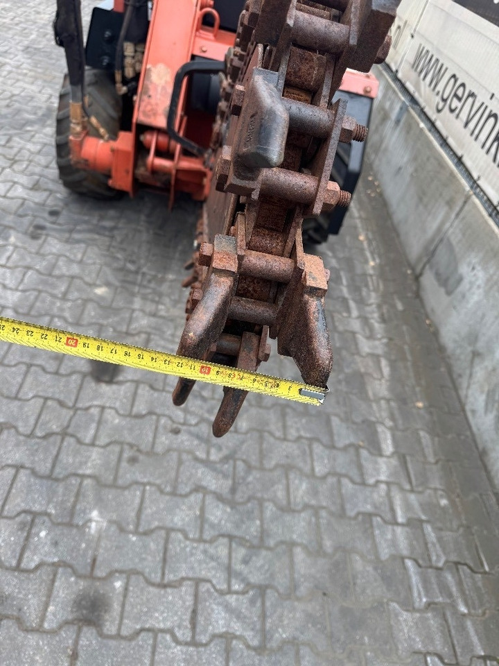 Ditch Witch RT 40 - 트렌처 : 사진 5 Ditch Witch RT 40 - 트렌처 : 사진 5