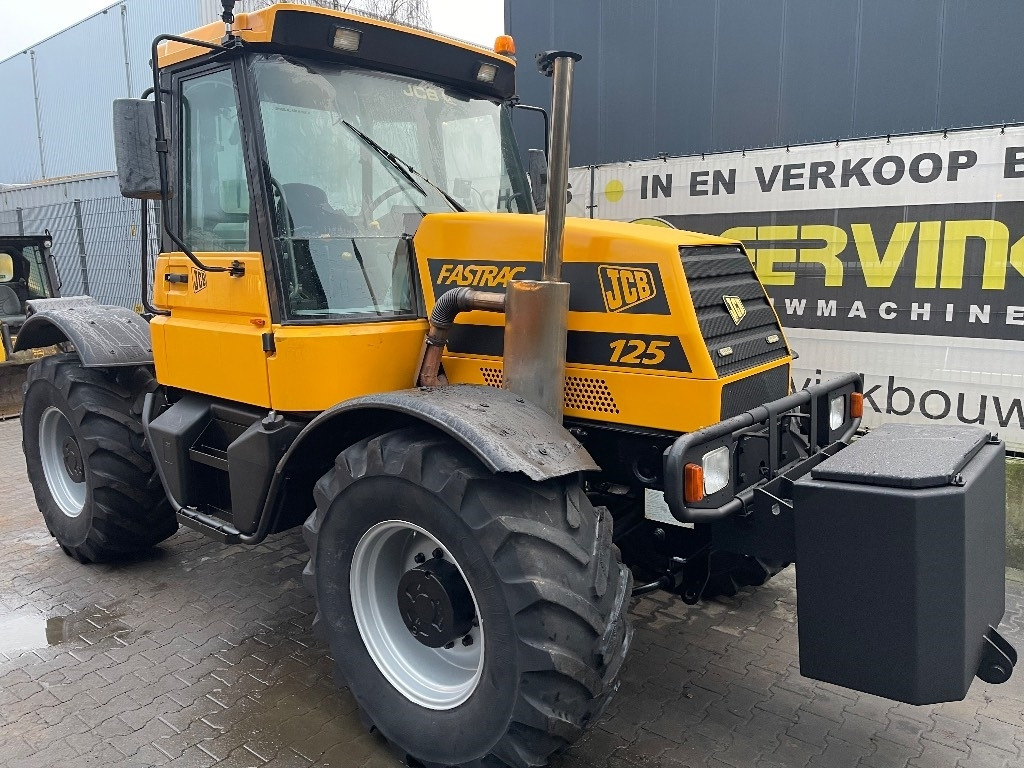 JCB Fastrac 125 - 장궤형 트랙터 : 사진 1 JCB Fastrac 125 - 장궤형 트랙터 : 사진 1