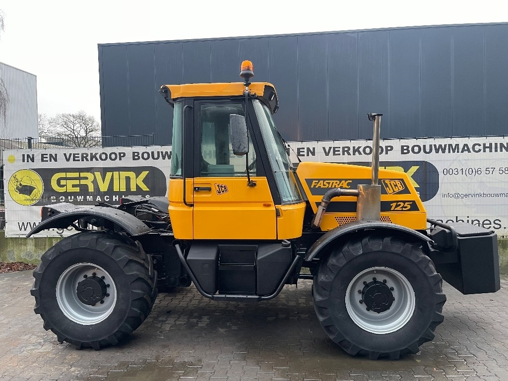 JCB Fastrac 125 - 장궤형 트랙터 : 사진 3 JCB Fastrac 125 - 장궤형 트랙터 : 사진 3