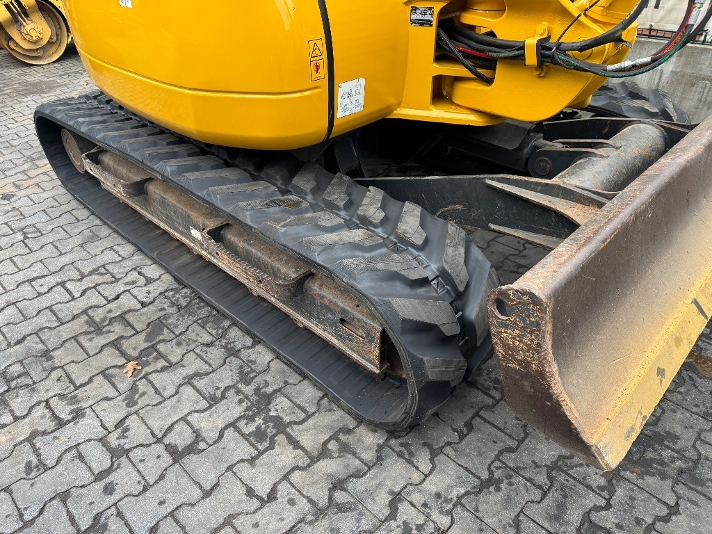 Komatsu PC 80 MR-3  - 미니 굴삭기 : 사진 4 Komatsu PC 80 MR-3  - 미니 굴삭기 : 사진 4