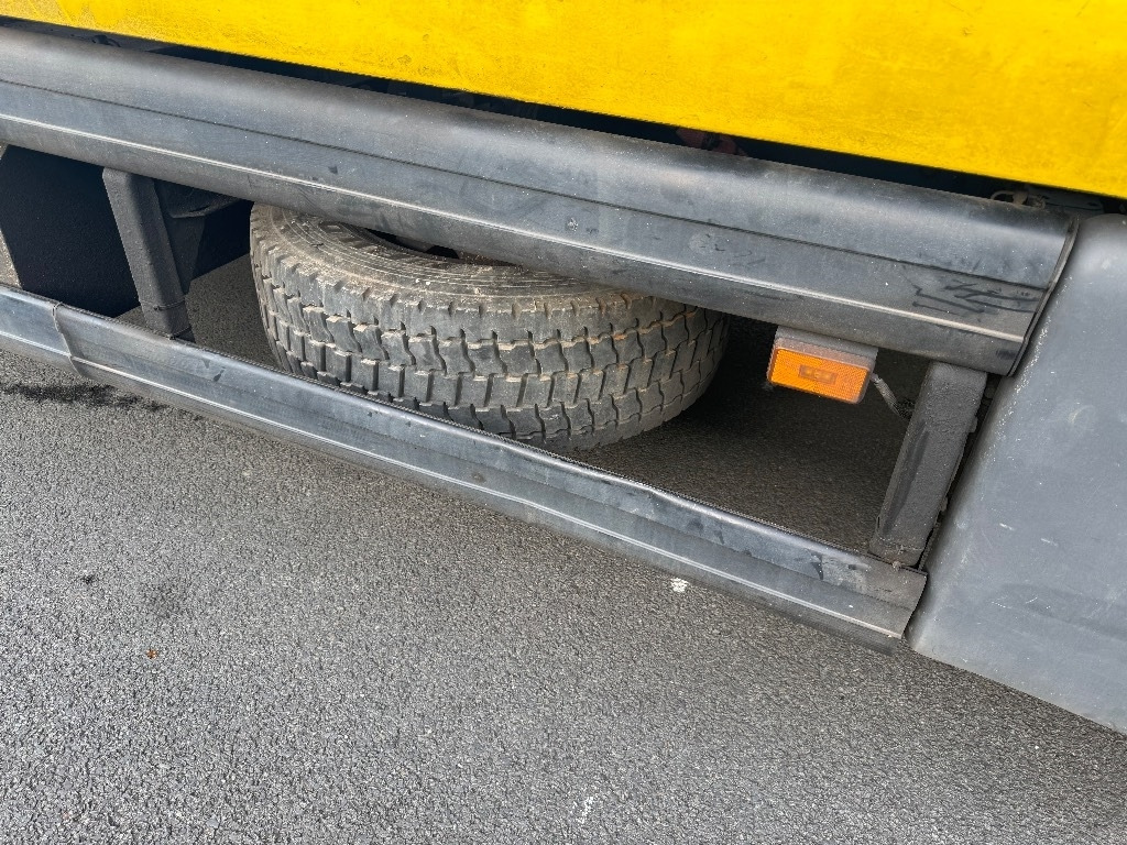 Scania P 340 - 박스 트럭 : 사진 5 Scania P 340 - 박스 트럭 : 사진 5