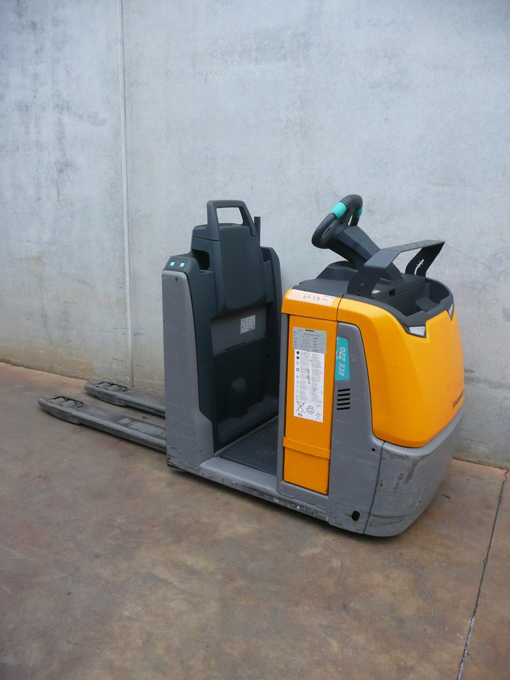 Jungheinrich ECE 220 1250x540mm - 오더 피커 : 사진 1 Jungheinrich ECE 220 1250x540mm - 오더 피커 : 사진 1