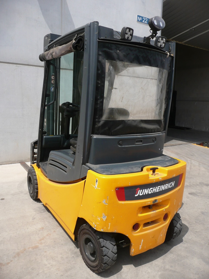 Jungheinrich EFG 320 500 DZ - 전기 지게차 : 사진 2 Jungheinrich EFG 320 500 DZ - 전기 지게차 : 사진 2