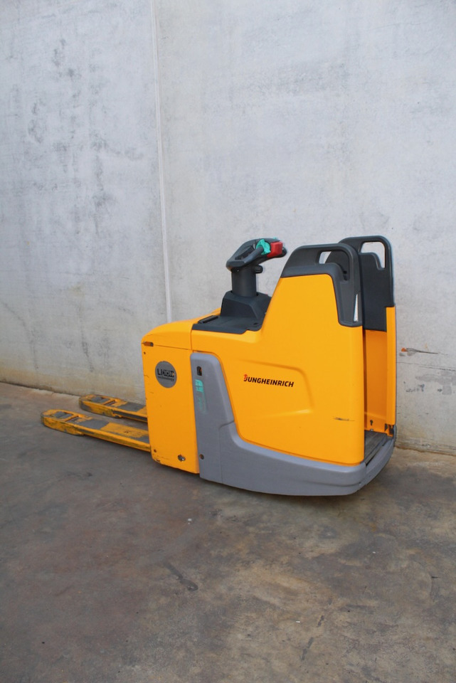 Jungheinrich ERE 225 LI-ION - 팔레트 트럭 : 사진 1 Jungheinrich ERE 225 LI-ION - 팔레트 트럭 : 사진 1