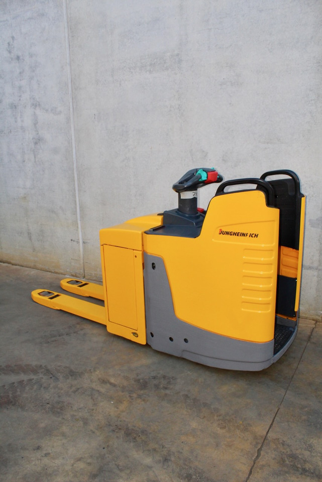 Jungheinrich ERE 225 - 팔레트 트럭 : 사진 1 Jungheinrich ERE 225 - 팔레트 트럭 : 사진 1