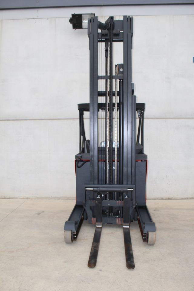Linde R16-01 - 리치 트럭 : 사진 5 Linde R16-01 - 리치 트럭 : 사진 5