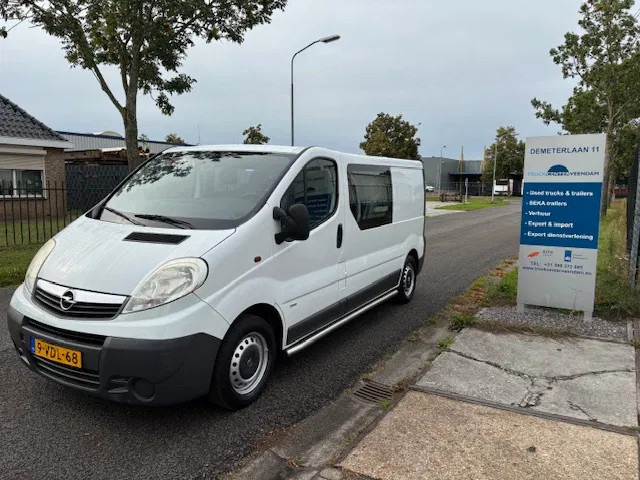 Opel Vivaro 2 2.0Cdti /84kW-E4 crew cab L2H1 - 소형 밴, 콤비 밴 : 사진 3 Opel Vivaro 2 2.0Cdti /84kW-E4 crew cab L2H1 - 소형 밴, 콤비 밴 : 사진 3