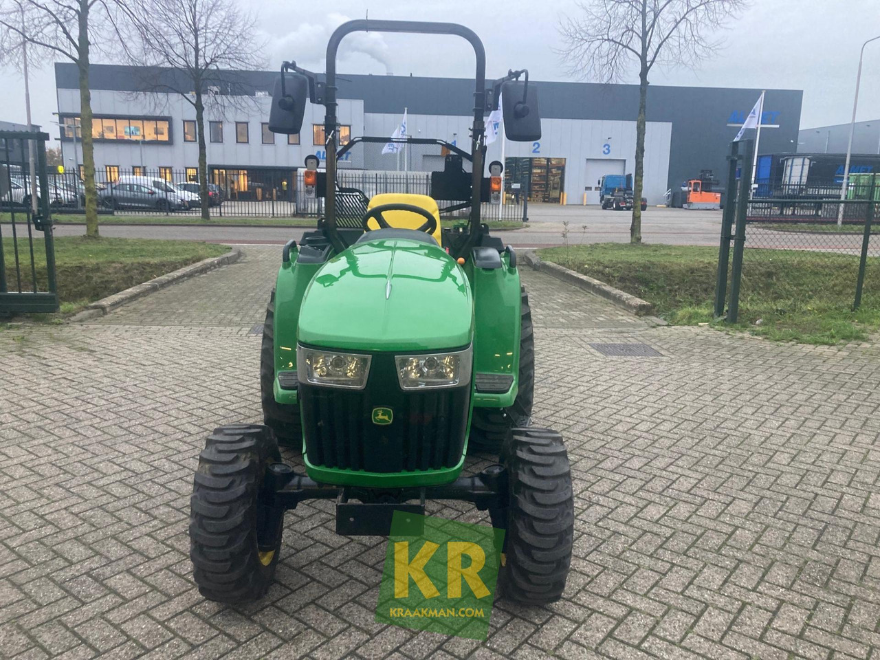 3038E John Deere - 스트래들 트랙터 : 사진 3 3038E John Deere - 스트래들 트랙터 : 사진 3