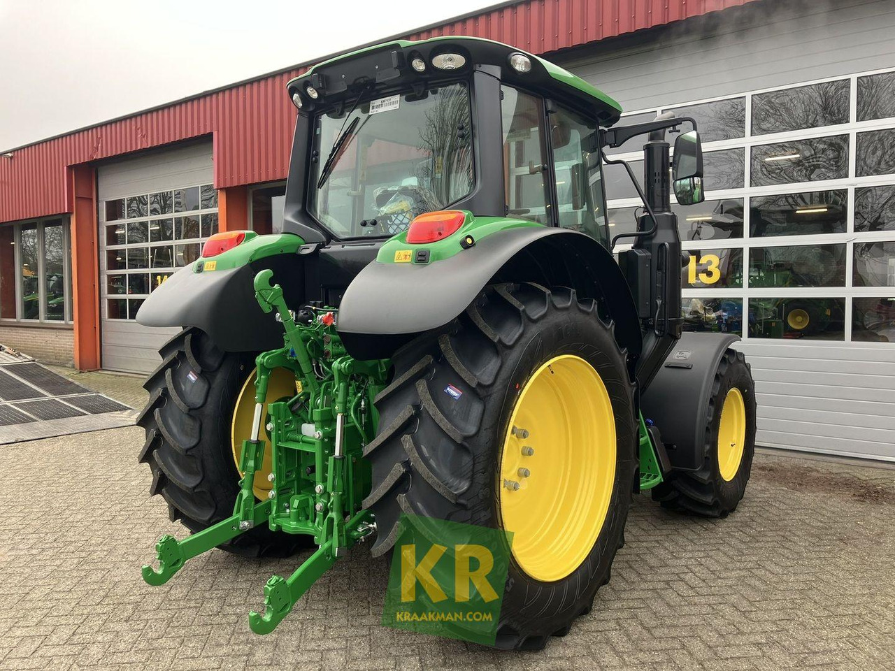 6090M John Deere - 장궤형 트랙터 : 사진 3 6090M John Deere - 장궤형 트랙터 : 사진 3