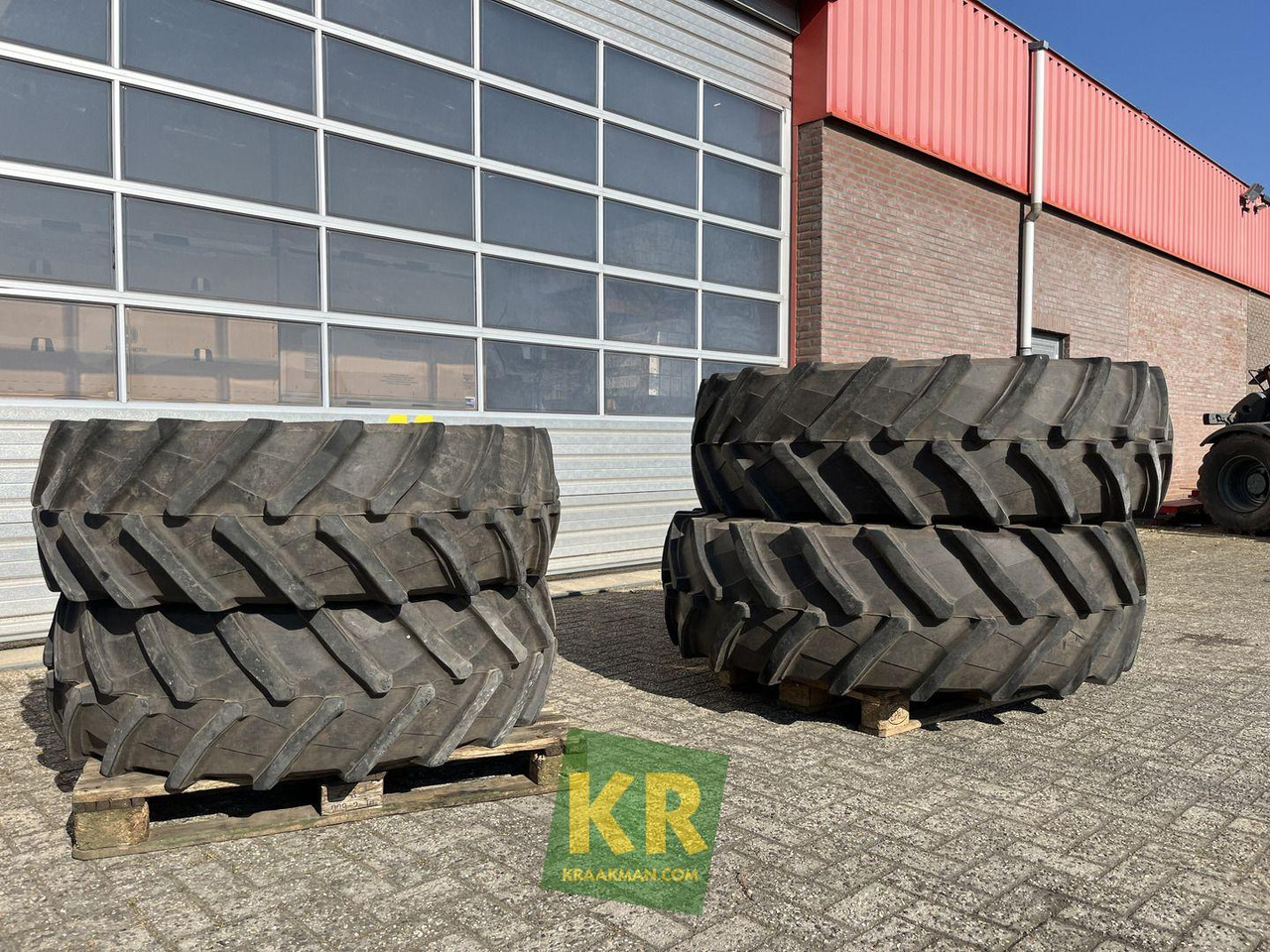 Banden Trelleborg Trelleborg - 휠 및 타이어 패키지 농업용 기계 용 : 사진 1 Banden Trelleborg Trelleborg - 휠 및 타이어 패키지 농업용 기계 용 : 사진 1