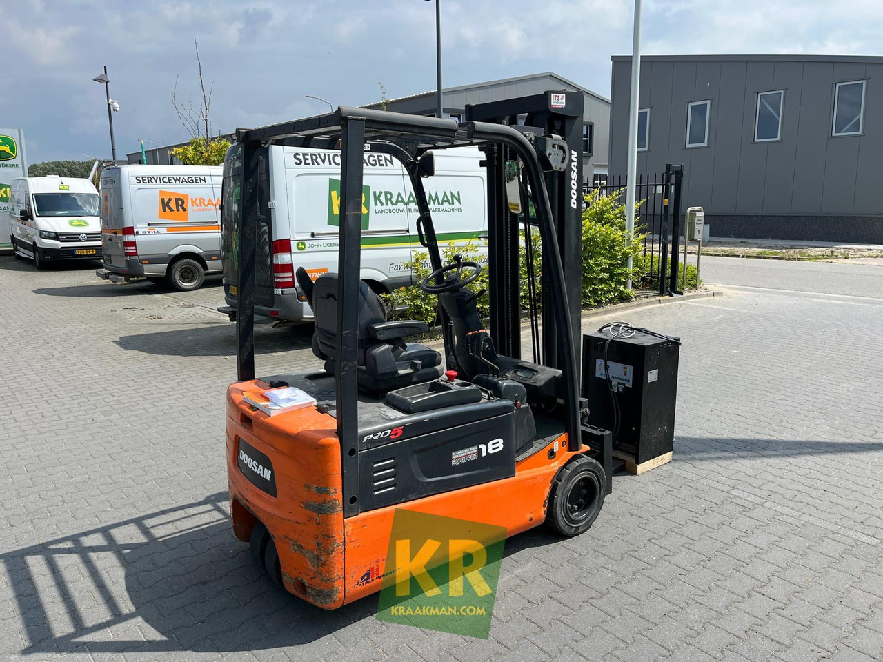 Doosan B18T - 트럭 장착 지게차 : 사진 5 Doosan B18T - 트럭 장착 지게차 : 사진 5