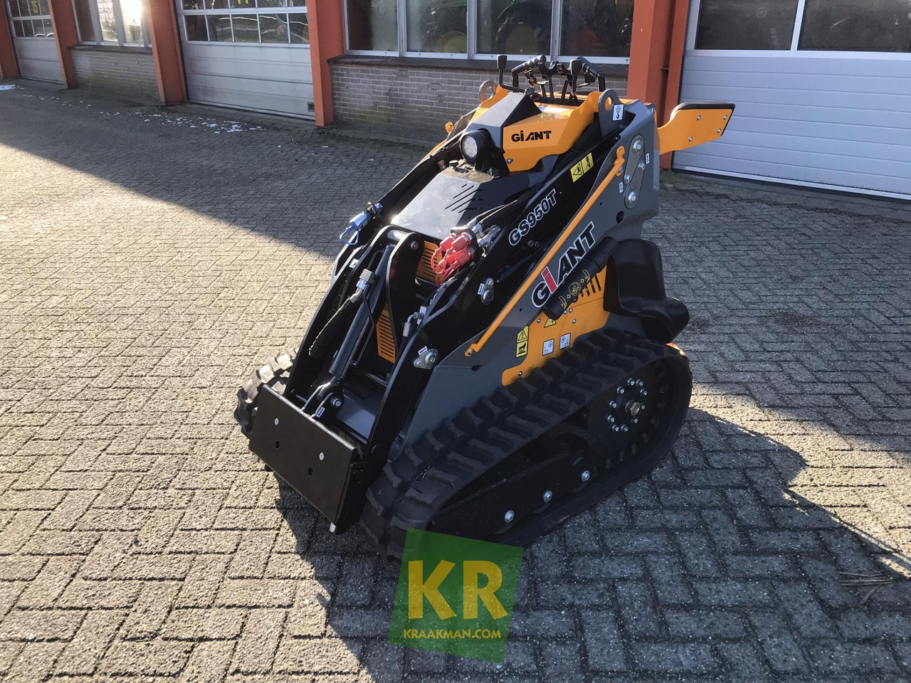 Giant GS950T  - 스키드 스티어 로더 : 사진 1 Giant GS950T  - 스키드 스티어 로더 : 사진 1