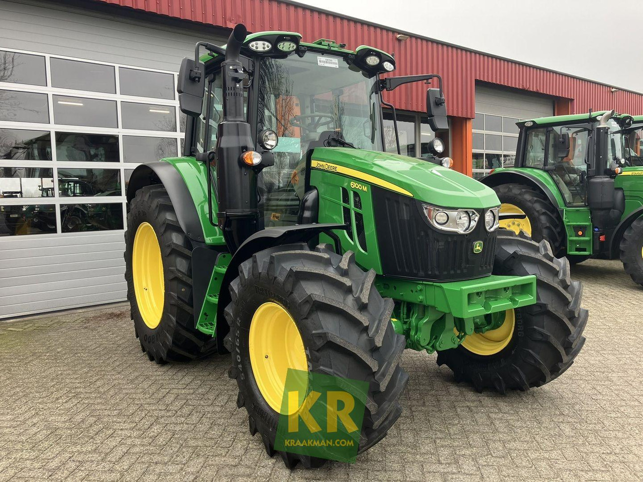 John Deere 6100M - 장궤형 트랙터 : 사진 2 John Deere 6100M - 장궤형 트랙터 : 사진 2