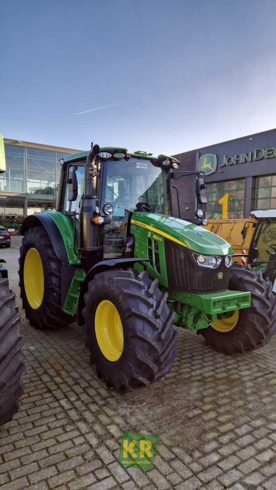 John Deere 6120M - 장궤형 트랙터 : 사진 3 John Deere 6120M - 장궤형 트랙터 : 사진 3
