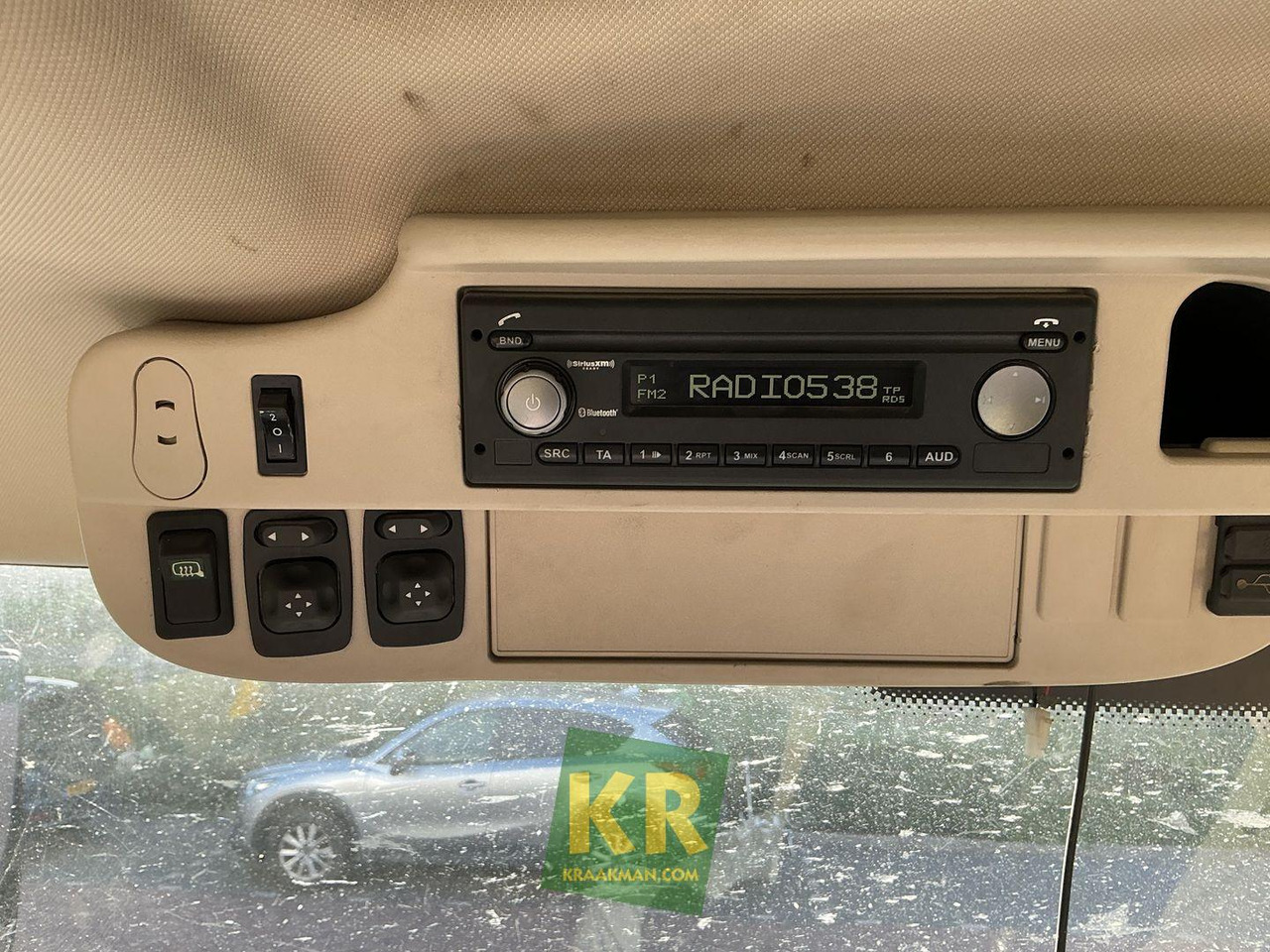 John Deere 6130R - 장궤형 트랙터 : 사진 3 John Deere 6130R - 장궤형 트랙터 : 사진 3