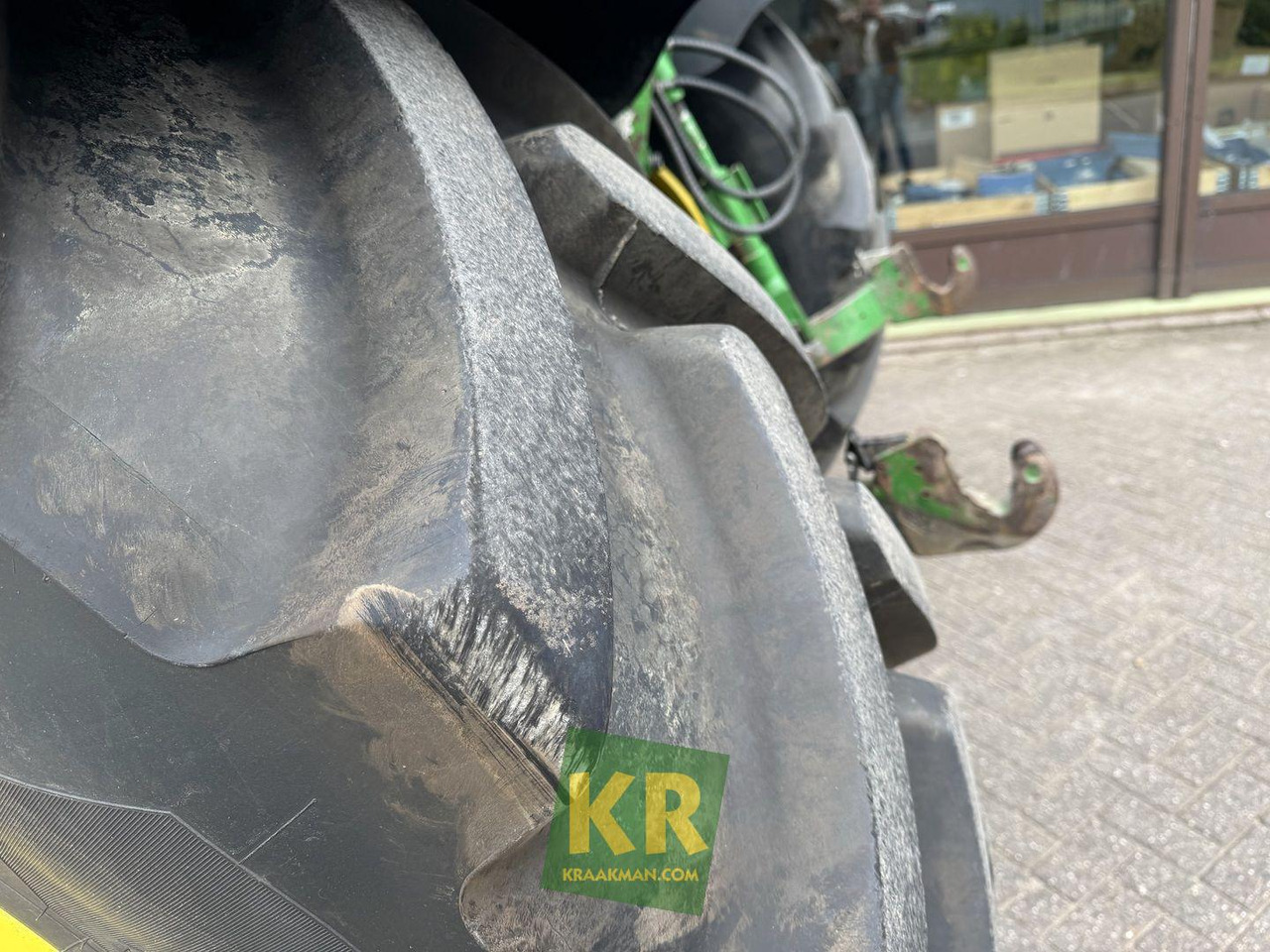 John Deere 6150R - 장궤형 트랙터 : 사진 4 John Deere 6150R - 장궤형 트랙터 : 사진 4
