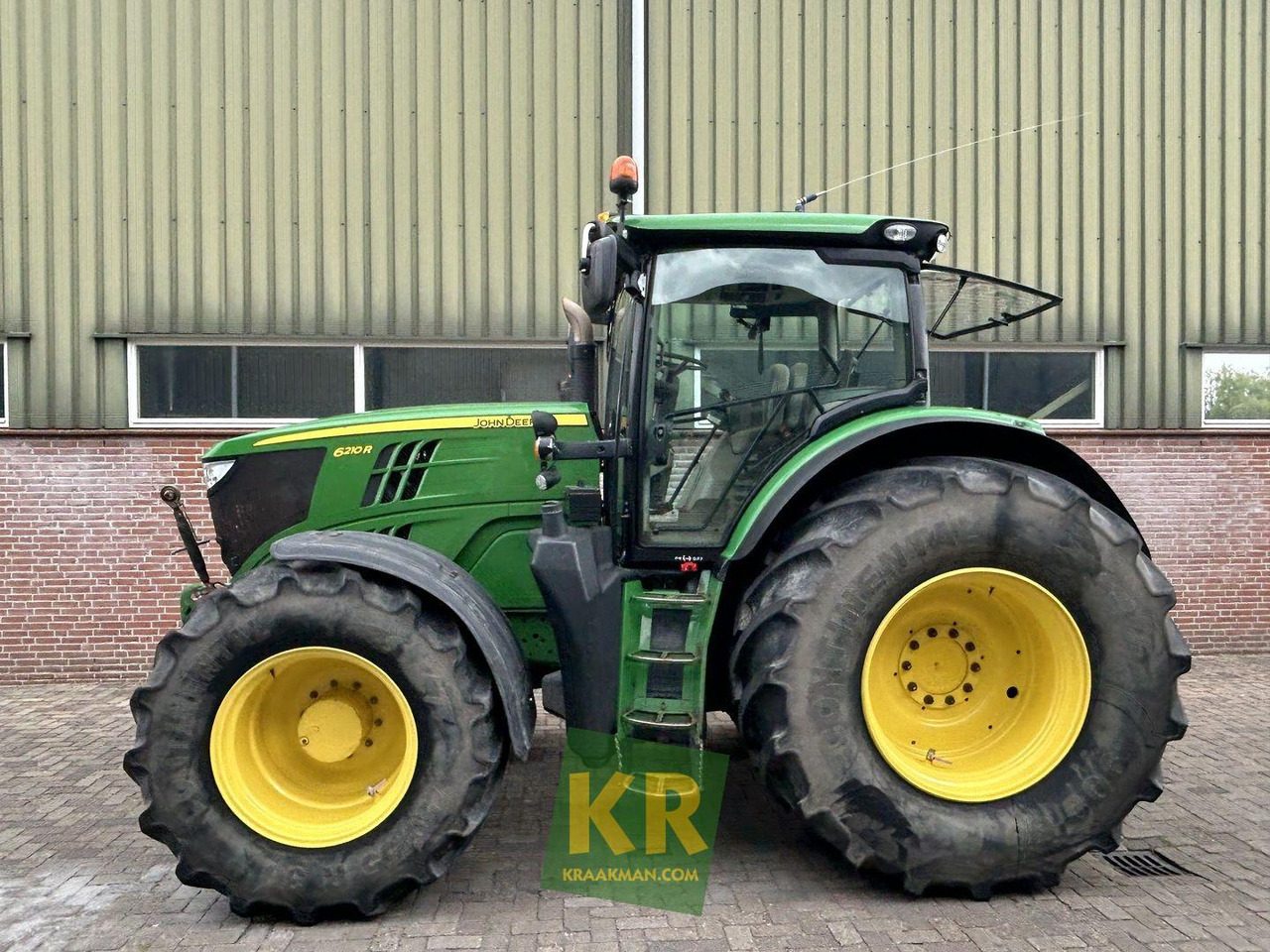 John Deere 6210R - 장궤형 트랙터 : 사진 1 John Deere 6210R - 장궤형 트랙터 : 사진 1