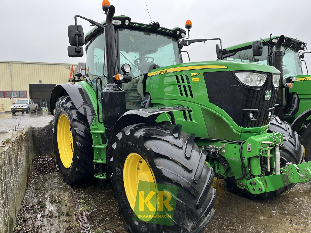 John Deere 6215R - 장궤형 트랙터 : 사진 2 John Deere 6215R - 장궤형 트랙터 : 사진 2