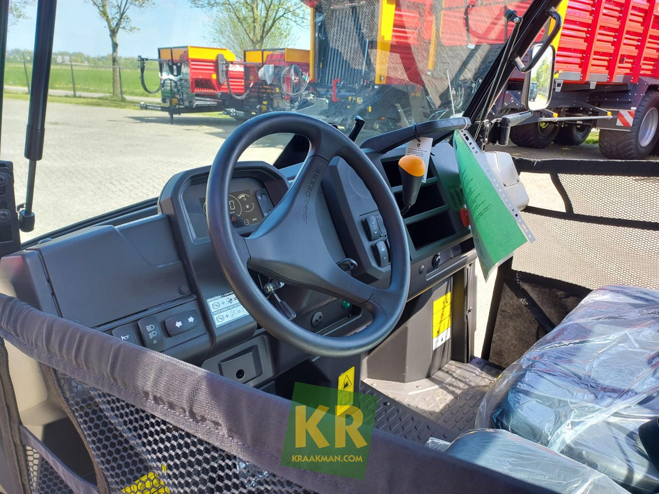 John Deere XUV835M - 사이드 바이 사이드/ ATV : 사진 4 John Deere XUV835M - 사이드 바이 사이드/ ATV : 사진 4