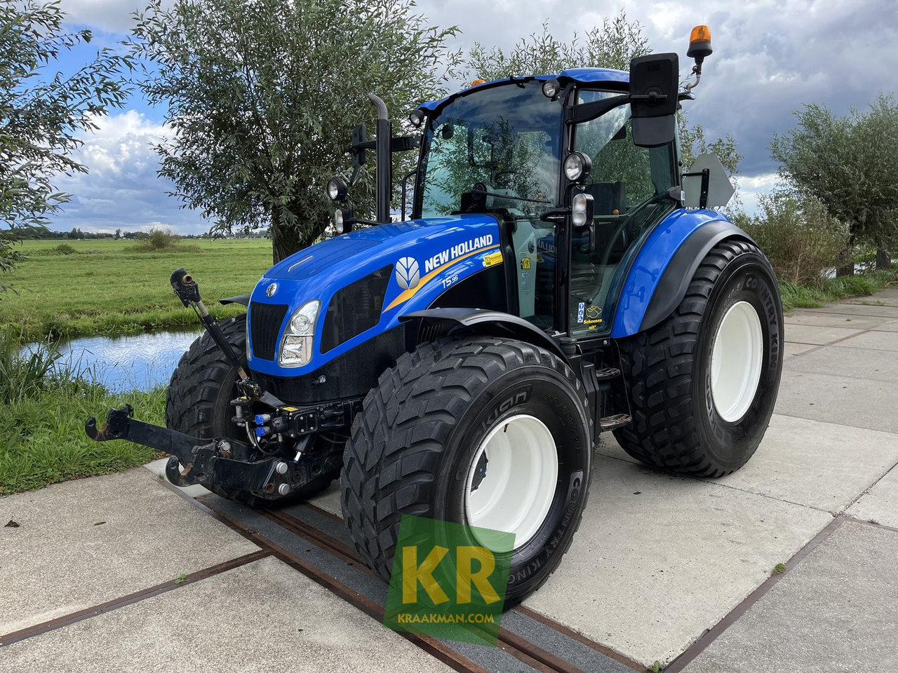 New Holland T5.95 - 장궤형 트랙터 : 사진 1 New Holland T5.95 - 장궤형 트랙터 : 사진 1