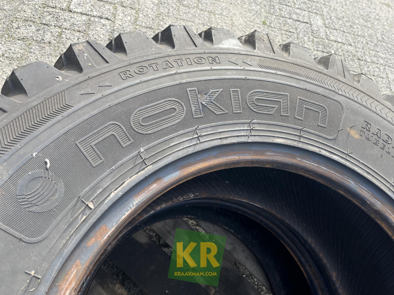 Nokian 360/80R24 Tri 2 Onbekend merk - 타이어 농업용 기계 용 : 사진 4 Nokian 360/80R24 Tri 2 Onbekend merk - 타이어 농업용 기계 용 : 사진 4